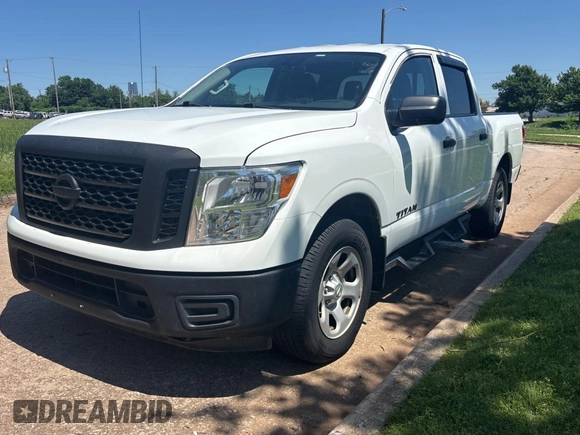 2017 Nissan Titan SV with VIN 1N6AA1EJ7HN539154, listed as a Copart auction lot 55880185 with 133,933 mi miles and Clean Title. Bid and sale history available at DreamBid. Image 2.