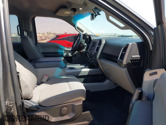 2015 Ford F-150 XLT with VIN 1FTEW1EF4FKE72884, listed as a IAAI auction lot 41833903 with 196,597 mi miles. Bid and sale history available at carsss.com. Image 5.