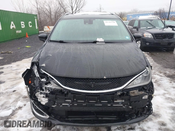 2019 Chrysler Pacifica Touring L with VIN 2C4RC1BG2KR715353, listed as a IAAI auction lot 41545730 with 38,500 mi miles and . Bid and sale history available at DreamBid. Image 12.