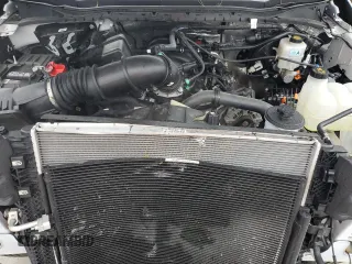 2023 Ford F-250 XL z VIN 1FT7W2BAXPEE10526, wystawiony jako Copart lot #83852774 z przebiegiem 12 646 mil mil oraz Czysty tytuł • Clean title. Historia ofert i sprzedaży dostępna na DreamBid. Obrazek 11.