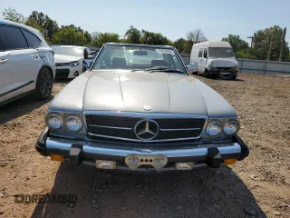 1989 Mercedes-Benz 560 560SL with VIN WDBBA48D1KA096480, listed as a Copart auction lot 71076444 with 208,407 mi miles and Clean Title. Bid and sale history available at carsss.com. Image 5.