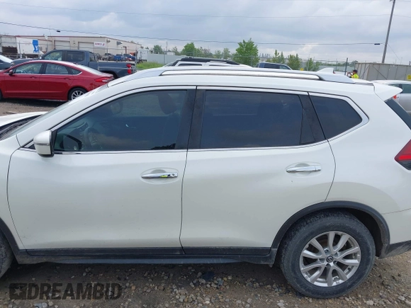 2017 Nissan Rogue SL with VIN JN8AT2MT9HW384613, listed as a IAAI auction lot 42452968 with 231,304 mi miles and . Bid and sale history available at DreamBid. Image 15.