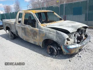 2003 Ford F-250 XL с VIN 1FTNX21L83ED64826, выставлен на аукционе IAAI как лот 41888987 с пробегом Не указан миль и . История ставок и продаж доступна на DreamBid. Изображение 1.