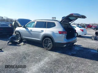 2024 Volkswagen Atlas SE with VIN 1V2KR2CAXRC524586, listed as a IAAI auction lot 41266446 with 15,417 mi miles and . Bid and sale history available at DreamBid. Image 3.