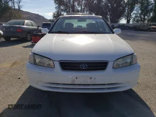 2000 Toyota Camry CE with VIN JT2BG22K6Y0450027, listed as a Copart auction lot 42501155 with 257,416 mi miles and Clean Title. Bid and sale history available at carsss.com. Image 5.
