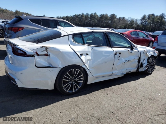 2018 Kia Stinger Premium with VIN KNAE25LA0J6012923, listed as a Copart auction lot 46465745 with 74,904 mi miles and Salvage Title. Bid and sale history available at carsss.com. Image 3.