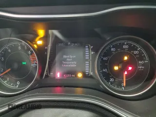 2019 Jeep Cherokee Altitude с VIN 1C4PJMLB0KD472727, выставлен на аукционе Copart как лот 58987935 с пробегом 43 255 миль миль и Списание • Salvage title. История ставок и продаж доступна на DreamBid. Изображение 9.