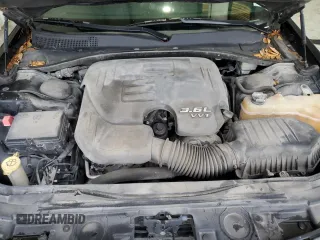 2013 Chrysler 300 z VIN 2C3CCAAG8DH727074, wystawiony jako Copart lot #55718345 z przebiegiem 92 228 mil mil oraz Szkoda całkowita • Salvage title. Historia ofert i sprzedaży dostępna na DreamBid. Obrazek 11.
