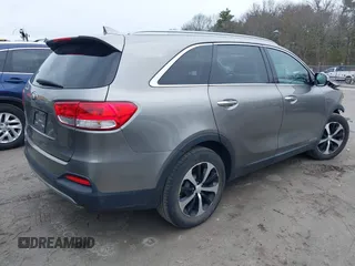 2018 Kia Sorento EX with VIN 5XYPHDA51JG417387, listed as a IAAI auction lot 42045993 with 46,492 mi miles and . Bid and sale history available at DreamBid. Image 4.