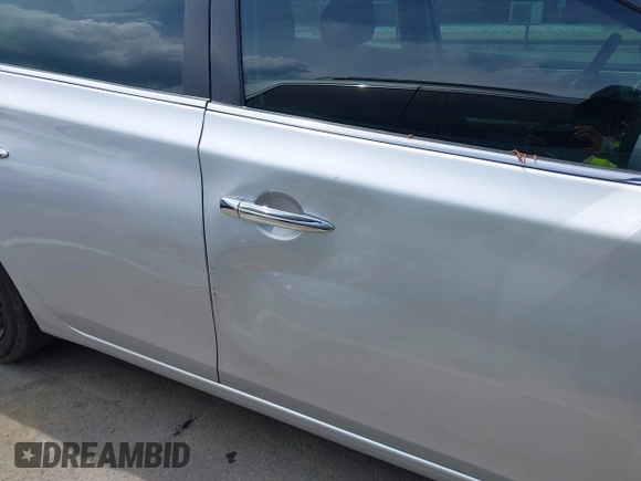 2018 Nissan Sentra SR with VIN 3N1AB7AP2JY234041, listed as a IAAI auction lot 42060438 with 133,628 mi miles and . Bid and sale history available at DreamBid. Image 6.