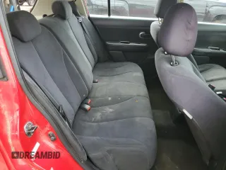 2007 Nissan Versa S z VIN 3N1BC13E27L446857, wystawiony jako Copart lot #54938895 z przebiegiem 243 248 mil mil oraz Szkoda całkowita • Salvage title. Historia ofert i sprzedaży dostępna na DreamBid. Obrazek 10.