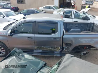 2021 Chevrolet Silverado 1500 LT z VIN 1GCUYDED3MZ411911, wystawiony jako IAAI lot #42005209 z przebiegiem 29 253 mil mil oraz . Historia ofert i sprzedaży dostępna na DreamBid. Obrazek 14.
