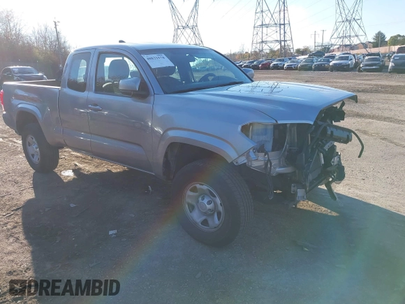 2017 Toyota Tacoma SR z VIN 5TFSX5EN9HX057404, wystawiony jako IAAI lot #40831578 z przebiegiem 91 434 mil mil oraz . Historia ofert i sprzedaży dostępna na DreamBid. Obrazek 1.
