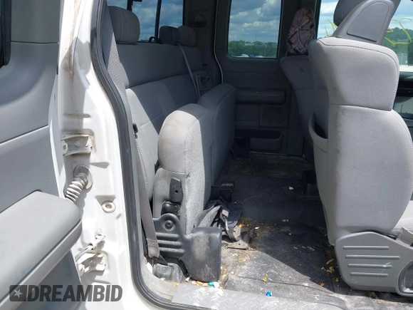 2006 Ford F-150 STX with VIN 1FTRX12W36KB13139, listed as a IAAI auction lot 42326924 with 277,333 mi miles and . Bid and sale history available at DreamBid. Image 8.