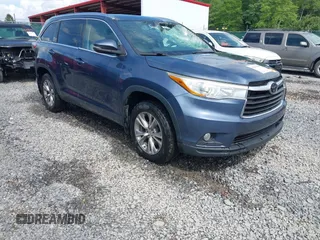 2015 Toyota Highlander XLE z VIN 5TDJKRFH7FS126717, wystawiony jako IAAI lot #42371304 z przebiegiem 181 991 mil mil oraz . Historia ofert i sprzedaży dostępna na DreamBid. Obrazek 1.