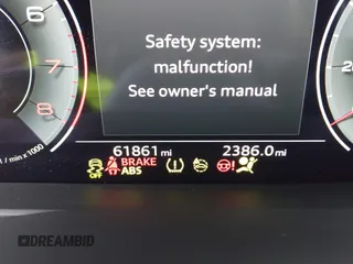 2021 Audi Q8 Premium with VIN WA1AVAF14MD003469, listed as a IAAI auction lot 41134083 with 61,861 mi miles. Bid and sale history available at carsss.com. Image 16.