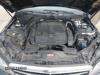2014 Mercedes-Benz E E 350 Luxury with VIN WDDHF8JB2EA894977, listed as a IAAI auction lot 42065062 with 197,393 mi miles. Bid and sale history available at carsss.com. Image 10.