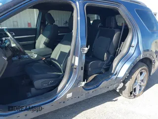 2018 Ford Explorer XLT z VIN 1FM5K7D80JGA32007, wystawiony jako IAAI lot #42505520 z przebiegiem 79 293 mil mil oraz . Historia ofert i sprzedaży dostępna na DreamBid. Obrazek 6.