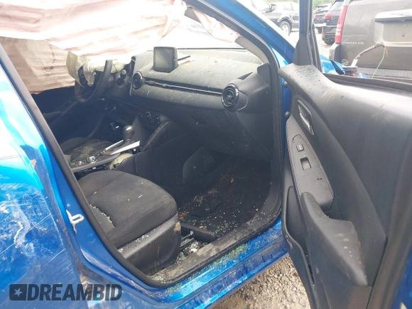 2019 Toyota Yaris L z VIN 3MYDLBYV5KY503408, wystawiony jako IAAI lot #42322094 z przebiegiem Nie podano mil oraz . Historia ofert i sprzedaży dostępna na DreamBid. Obrazek 5.