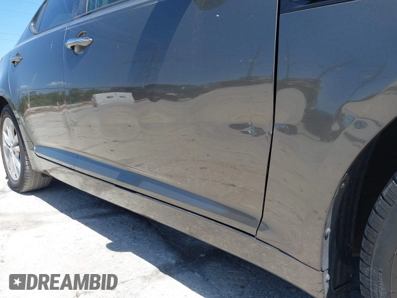 2013 Kia Optima EX with VIN 5XXGN4A78DG220462, listed as a IAAI auction lot 42158221 with 152,637 mi miles and . Bid and sale history available at DreamBid. Image 6.