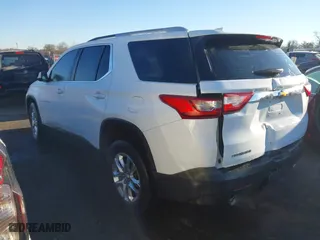 2018 Chevrolet Traverse LT Cloth with VIN 1GNERGKW0JJ116453, listed as a IAAI auction lot 41164082 with 147,152 mi miles. Bid and sale history available at carsss.com. Image 3.