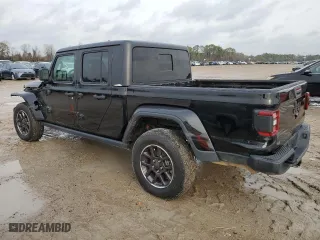 2022 Jeep Gladiator Texas Trail with VIN 1C6HJTAG3NL108851, listed as a Copart auction lot 44018485 with 17,017 mi miles and Salvage Title. Bid and sale history available at carsss.com. Image 2.
