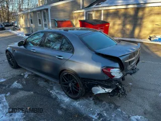 2018 Mercedes-Benz E-Class AMG E 63 S with VIN WDDZF8KB2JA456439, listed as a Copart auction lot 43244865 with 129,767 mi miles and Clean Title. Bid and sale history available at carsss.com. Image 3.