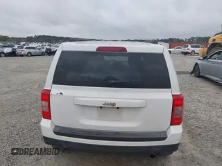 2014 Jeep Patriot Sport with VIN 1C4NJPBAXED504895, listed as a IAAI auction lot 41837883 with 272,331 mi miles. Bid and sale history available at carsss.com. Image 16.