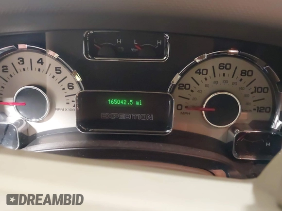 2011 Ford Expedition XLT with VIN 1FMJU1H58BEF02156, listed as a IAAI auction lot 42039020 with 165,042 mi miles and . Bid and sale history available at DreamBid. Image 7.