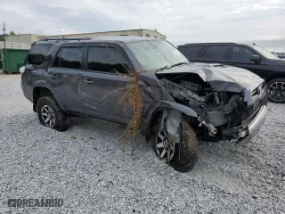 2022 Toyota 4Runner TRD Off Road with VIN JTEPU5JR8N6002155, listed as a Copart auction lot 73609274 with 80,337 mi miles and Salvage Title. Bid and sale history available at carsss.com. Image 4.