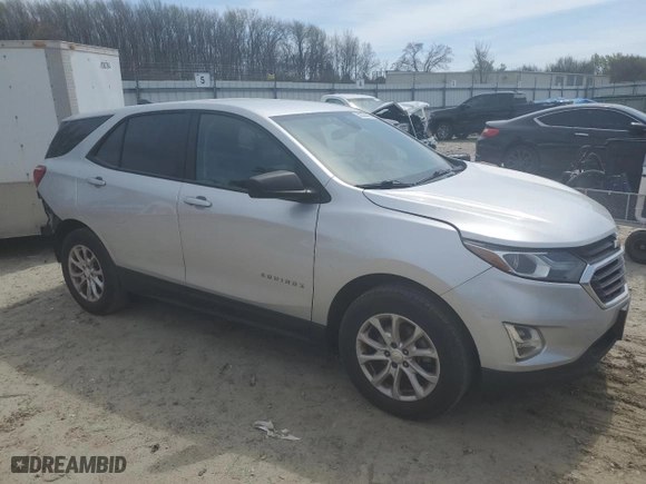 2020 Chevrolet Equinox LS with VIN 3GNAXSEV9LS649123, listed as a Copart auction lot 50323085 with 89,494 mi miles and Salvage Title. Bid and sale history available at carsss.com. Image 4.