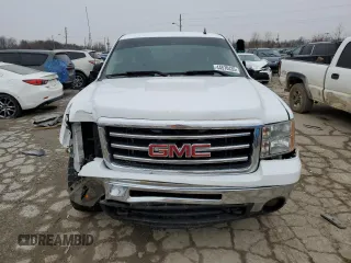 2013 GMC Sierra 1500 SLE with VIN 1GTR2VE71DZ298841, listed as a Copart auction lot 44570435 with 176,518 mi miles and Clean Title. Bid and sale history available at DreamBid. Image 5.