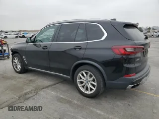 2020 BMW X5 xDrive40i z VIN 5UXCR6C02L9C49466, wystawiony jako Copart lot #56988425 z przebiegiem 60 558 mil mil oraz Szkoda całkowita • Salvage title. Historia ofert i sprzedaży dostępna na DreamBid. Obrazek 2.