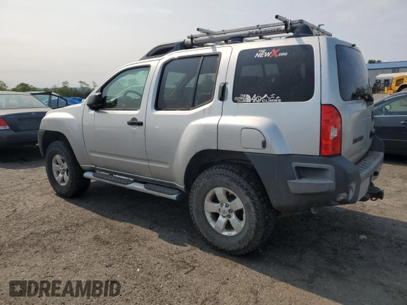2010 Nissan Xterra SE z VIN 5N1AN0NW5AC509239, wystawiony jako Copart lot #59434865 z przebiegiem 106 209 mil mil oraz Czysty tytuł • Clean title. Historia ofert i sprzedaży dostępna na DreamBid. Obrazek 2.
