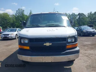 2007 Chevrolet Express Cargo with VIN 1GCGG29V871189408, listed as a IAAI auction lot 42567032 with 330,203 mi miles and . Bid and sale history available at DreamBid. Image 6.