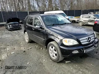 2003 Mercedes-Benz M 350 z VIN 4JGAB57E83A432777, wystawiony jako Copart lot #45981795 z przebiegiem 155 900 mil mil oraz Szkoda całkowita • Salvage title. Historia ofert i sprzedaży dostępna na DreamBid. Obrazek 12.