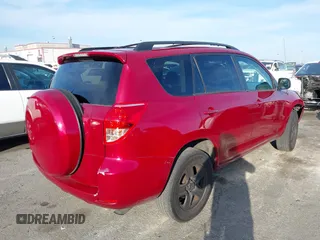 2008 Toyota RAV4 with VIN JTMZD33V686061866, listed as a IAAI auction lot 41611669 with 120,955 mi miles. Bid and sale history available at carsss.com. Image 4.