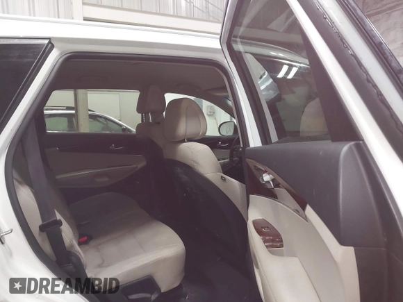 2016 Kia Sorento LX with VIN 5XYPGDA51GG047781, listed as a IAAI auction lot 42137935 with 103,386 mi miles. Bid and sale history available at carsss.com. Image 8.