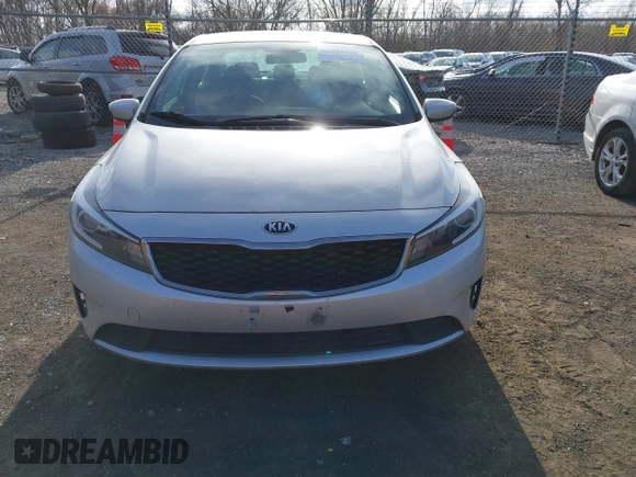 2018 Kia Forte LX with VIN 3KPFK4A77JE226083, listed as a IAAI auction lot 41917920 with 152,803 mi miles. Bid and sale history available at carsss.com. Image 12.