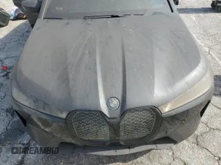 2023 BMW iX xDrive50 with VIN WB523CF0XPCL59062, listed as a Copart auction lot 43813935 with 7,788 mi miles and Salvage Title. Bid and sale history available at carsss.com. Image 13.