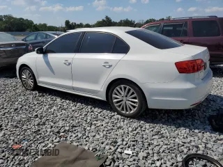 2011 Volkswagen Jetta SEL z VIN 3VWLX7AJ2BM351398, wystawiony jako Copart lot #57559365 z przebiegiem 183 376 mil mil oraz Czysty tytuł • Clean title. Historia ofert i sprzedaży dostępna na DreamBid. Obrazek 2.