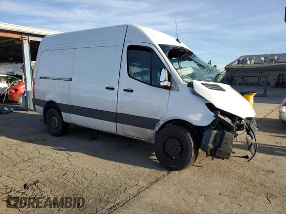 2024 Mercedes-Benz Sprinter Cargo with VIN W1Y4KBHY4RT182858, listed as a Copart auction lot 87263844 with Not Provided miles and Salvage Title. Bid and sale history available at carsss.com. Image 4.