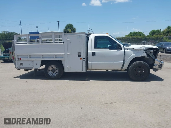 2015 Ford F-350 XL with VIN 1FDBF3E67FEB64097, listed as a IAAI auction lot 42647177 with 229,851 mi miles and . Bid and sale history available at DreamBid. Image 13.