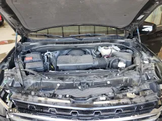 2023 Chevrolet Tahoe LS z VIN 1GNSKMKD7PR507243, wystawiony jako Copart lot #69974614 z przebiegiem 20 191 mil mil oraz Szkoda całkowita • Salvage title. Historia ofert i sprzedaży dostępna na DreamBid. Obrazek 12.