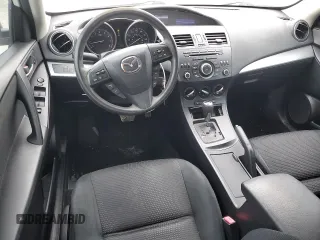 2013 Mazda 3 i Sport z VIN JM1BL1U74D1845933, wystawiony jako Copart lot #60819365 z przebiegiem 153 226 mil mil oraz Czysty tytuł • Clean title. Historia ofert i sprzedaży dostępna na DreamBid. Obrazek 9.