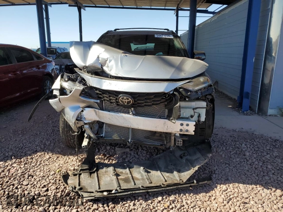 2023 Toyota Highlander L with VIN 5TDKDRAH0PS021900, listed as a Copart auction lot 54471235 with 24,021 mi miles and Salvage title. Bid and sale history available at DreamBid. Image 5.