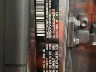 2018 Jeep Renegade Latitude z VIN ZACCJBBB8JPH66347, wystawiony jako Copart lot #55725035 z przebiegiem 65 166 mil mil oraz Szkoda całkowita • Salvage title. Historia ofert i sprzedaży dostępna na DreamBid. Obrazek 13.