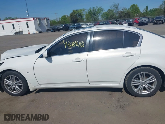 2015 Infiniti Q40 with VIN JN1CV6AP5FM502634, listed as a IAAI auction lot 42086833 with 82,909 mi miles and . Bid and sale history available at DreamBid. Image 14.