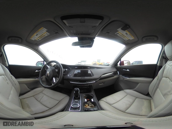 2020 Cadillac XT4 FWD Premium Luxury with VIN 1GYFZCR48LF077119, listed as a IAAI auction lot 40893918 with 1 mi miles. Bid and sale history available at carsss.com. Image 18.