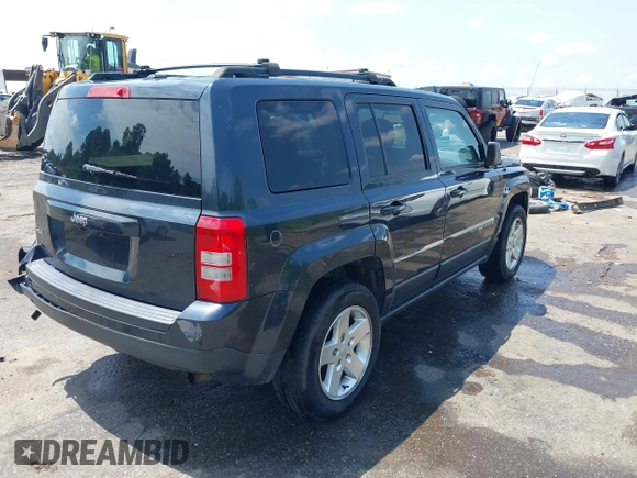 2016 Jeep Patriot Sport with VIN 1C4NJRBB1GD508678, listed as a IAAI auction lot 42597932 with 204,806 mi miles and . Bid and sale history available at DreamBid. Image 4.